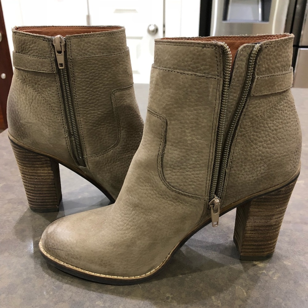 Lucky Brand Minkk Ankle Booties